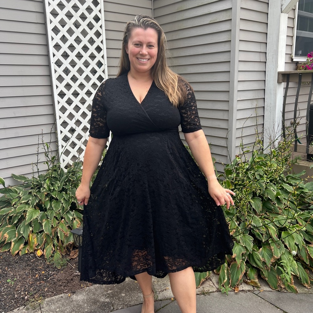 Elegant Black Lace Dress